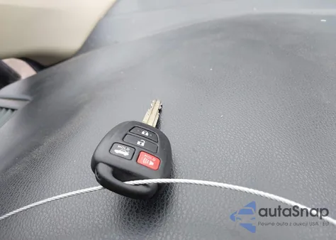 2015 Toyota Corolla Le из США, поврежденный, VIN 2T1BURHE3FC299578